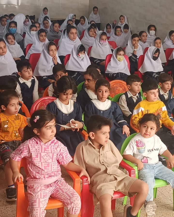 کودکستان و دبستان هوشمند غیردولتی رخشا